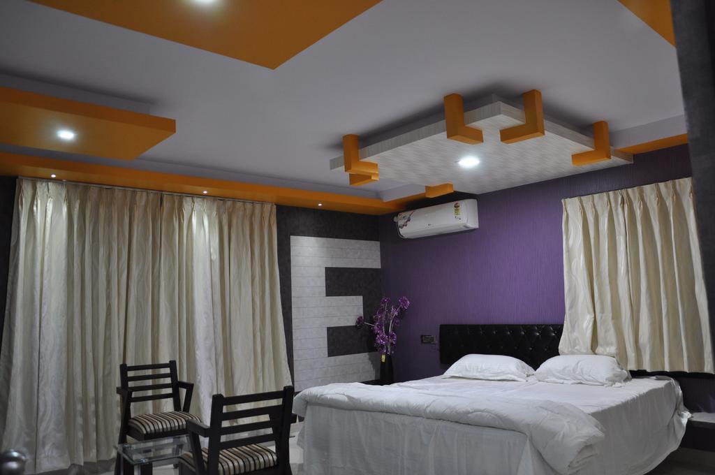 Hotel Av Comforts Settahalasūr Chambre photo
